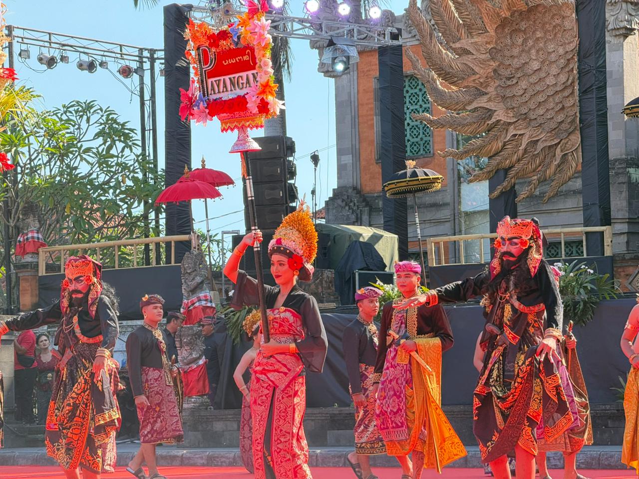 Spektakuler! Gianyar Lumpuh Sesaat demi Pawai Budaya dan Ogoh-ogoh Terbaik, Mahayastra: Budaya Adalah Roh Peradaban