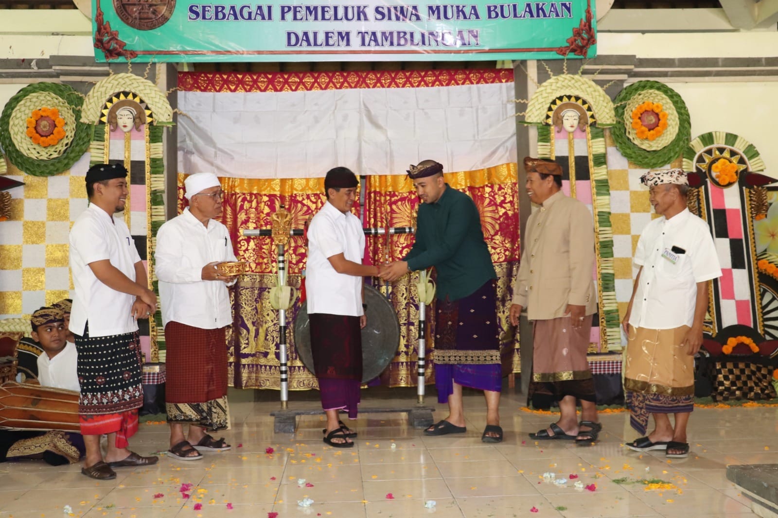 Maha Sabha VII Siwa Muka Bulakan, Wabup Supriatna Ajak Semeton Jaga Akar Tradisi di Era Modern