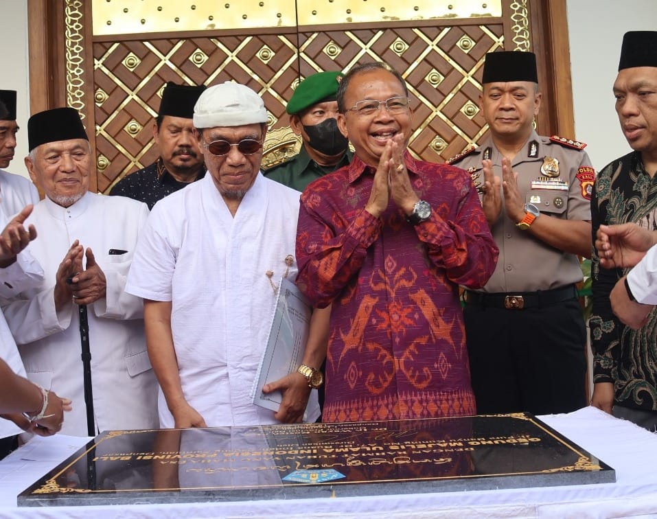Resmikan Gedung MUI Bali, Gubernur Koster Ajak Seluruh Elemen Jaga Keharmonisan Gumi Bali
