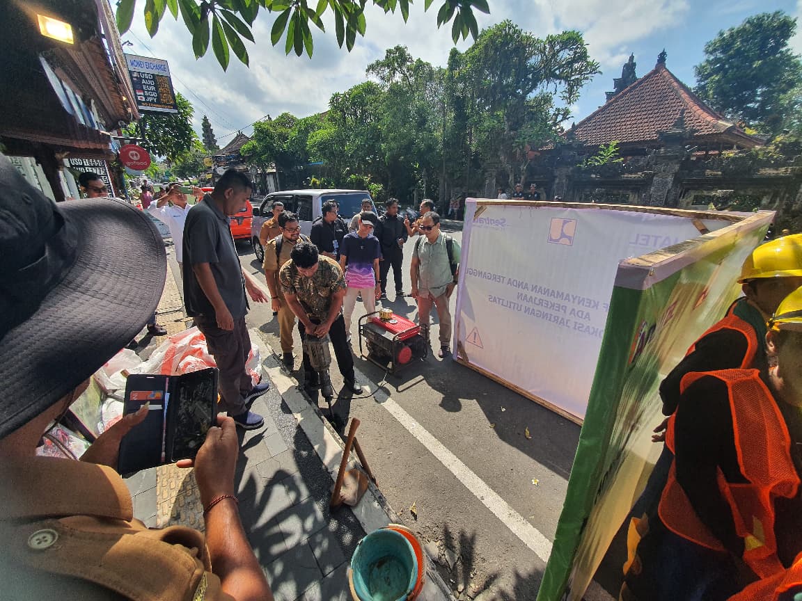 Ubud Makin Cantik Tanpa Kabel Semrawut! Proyek ‘Underground’ Dimulai, Tak Ada Lagi Tiang Ganggu Penjor dan Ogoh-ogoh