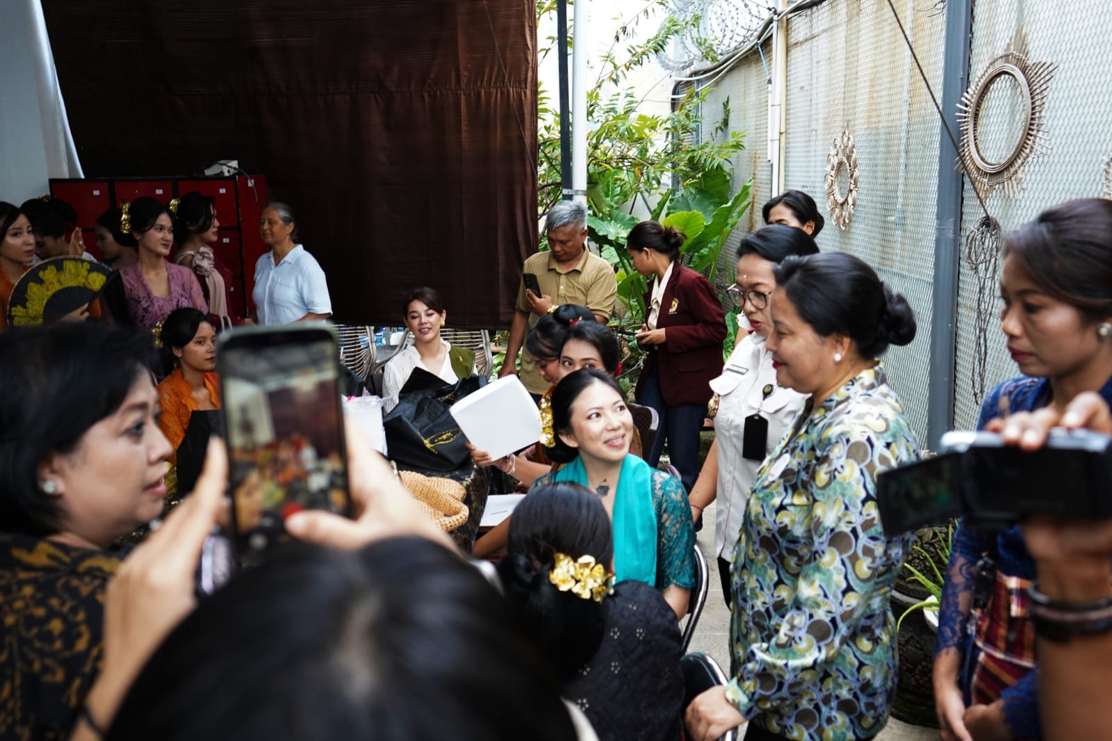 Sentuh Hati Warga Binaan, Ny. Seniasih Giri Prasta Bawa Semangat Kartini ke Lapas Perempuan Kerobokan: “Jangan Putus Asa!”