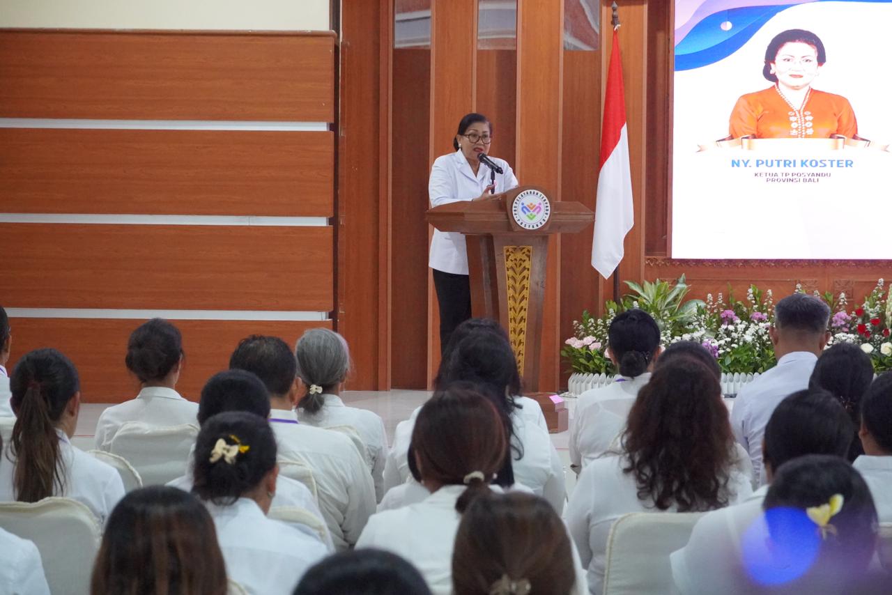 Ny. Putri Koster Sebut Kader Posyandu Adalah Jembatan Aspirasi Rakyat ke Pemerintah Desa!