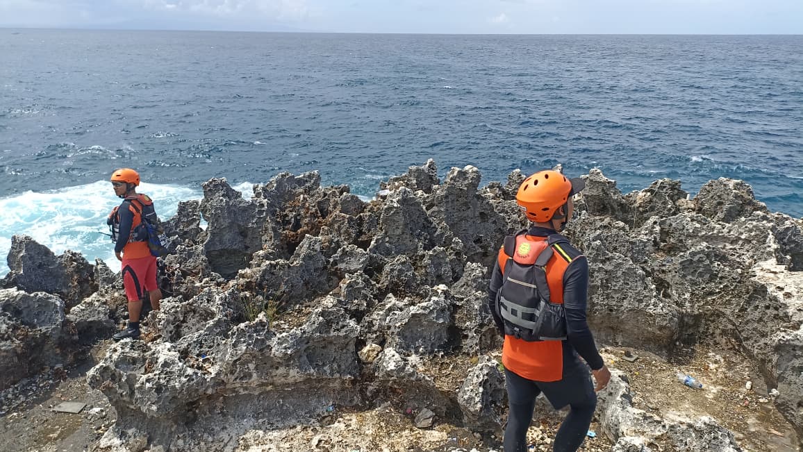 Terpisah dari Rombongan di Pantai Mengiat, WNA Serbia Ditemukan Meninggal Dunia