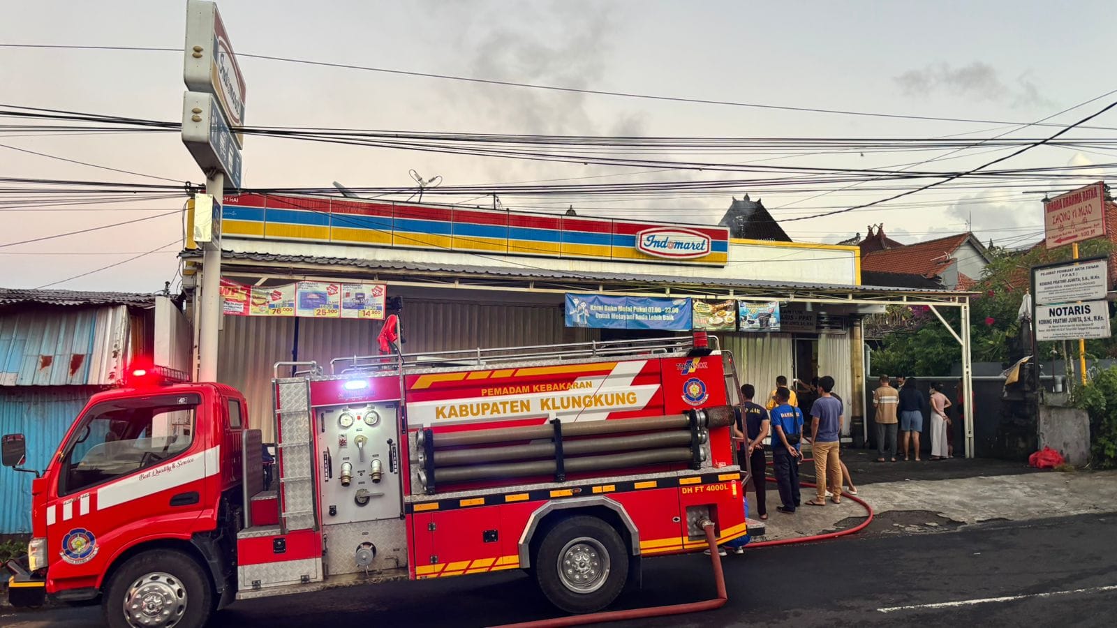 Indomaret dan Kantor Notaris di Klungkung Ludes Terbakar, Kerugian Ratusan Juta