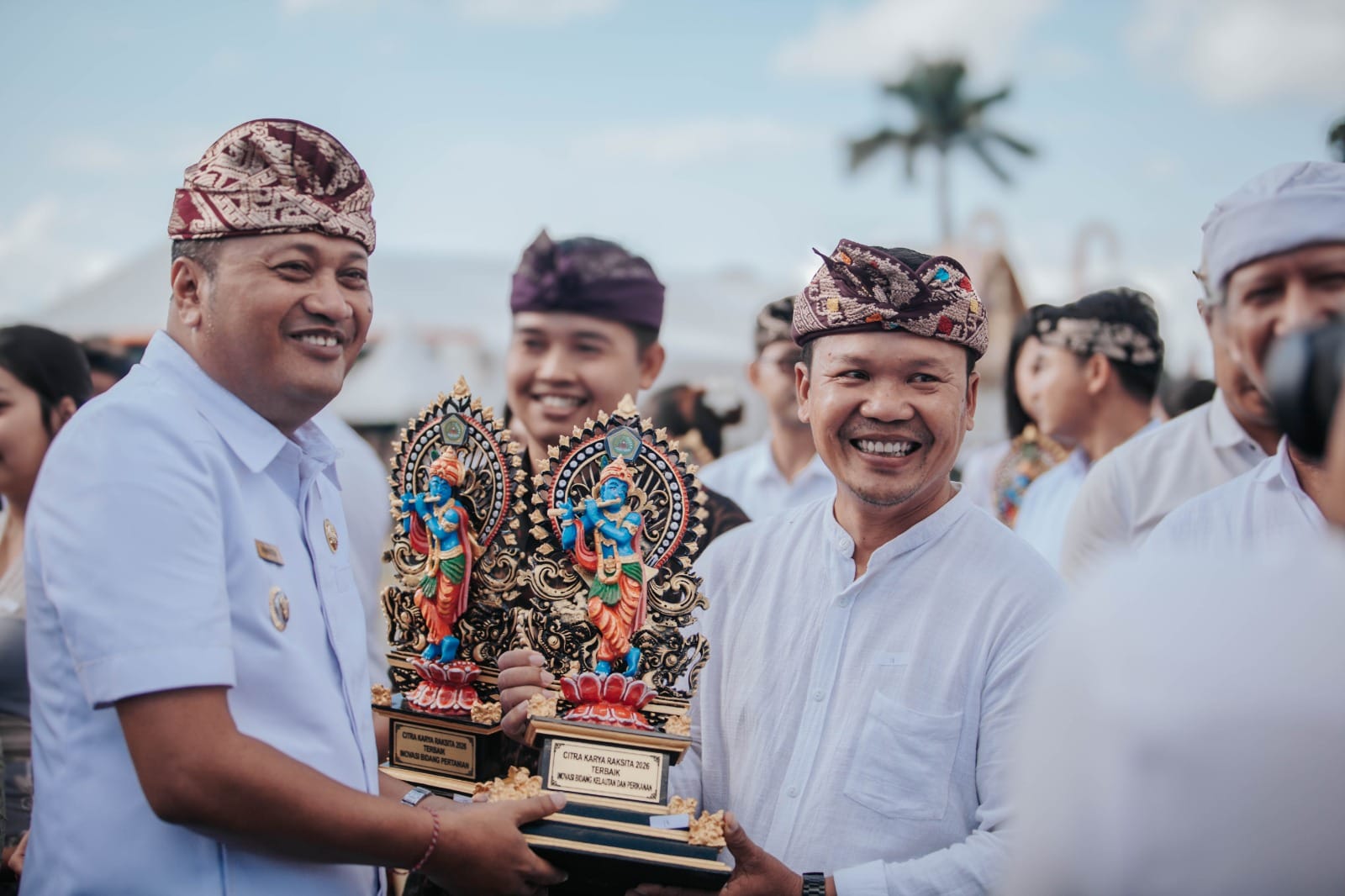 Limbah Upacara Jadi Pakan Ternak, Kadek Kamardiyana Sabet Penghargaan Citra Karya Raksita 2026