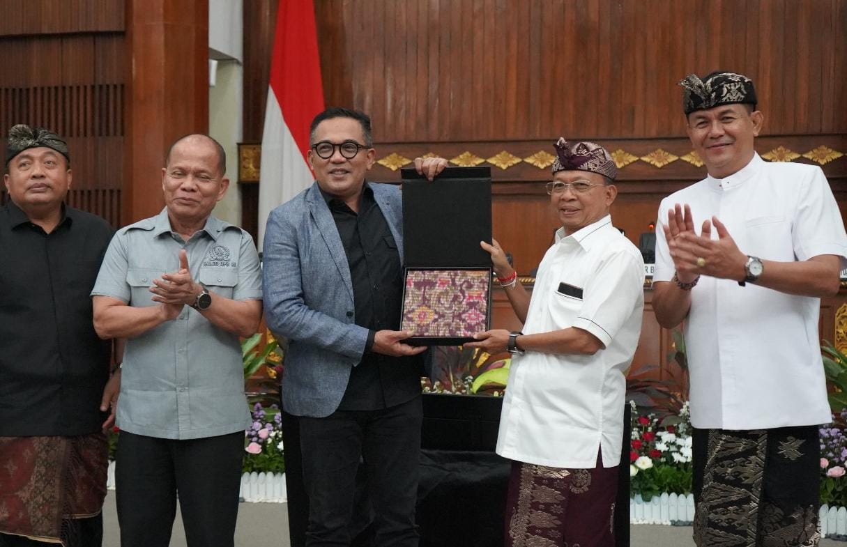 Kawal Warisan Leluhur, Gubernur Koster Dorong Baleg DPR RI Rampungkan RUU Masyarakat Adat