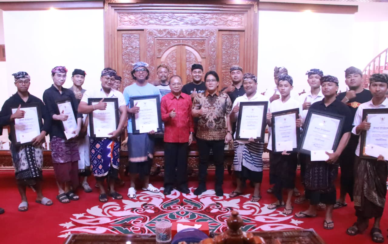 STT Klungkung Hingga Karangasem Masuk Daftar Terfavorit, Koster-Giri Prasta Kagumi Karya Ogoh-Ogoh Berbiaya Rp50 Juta