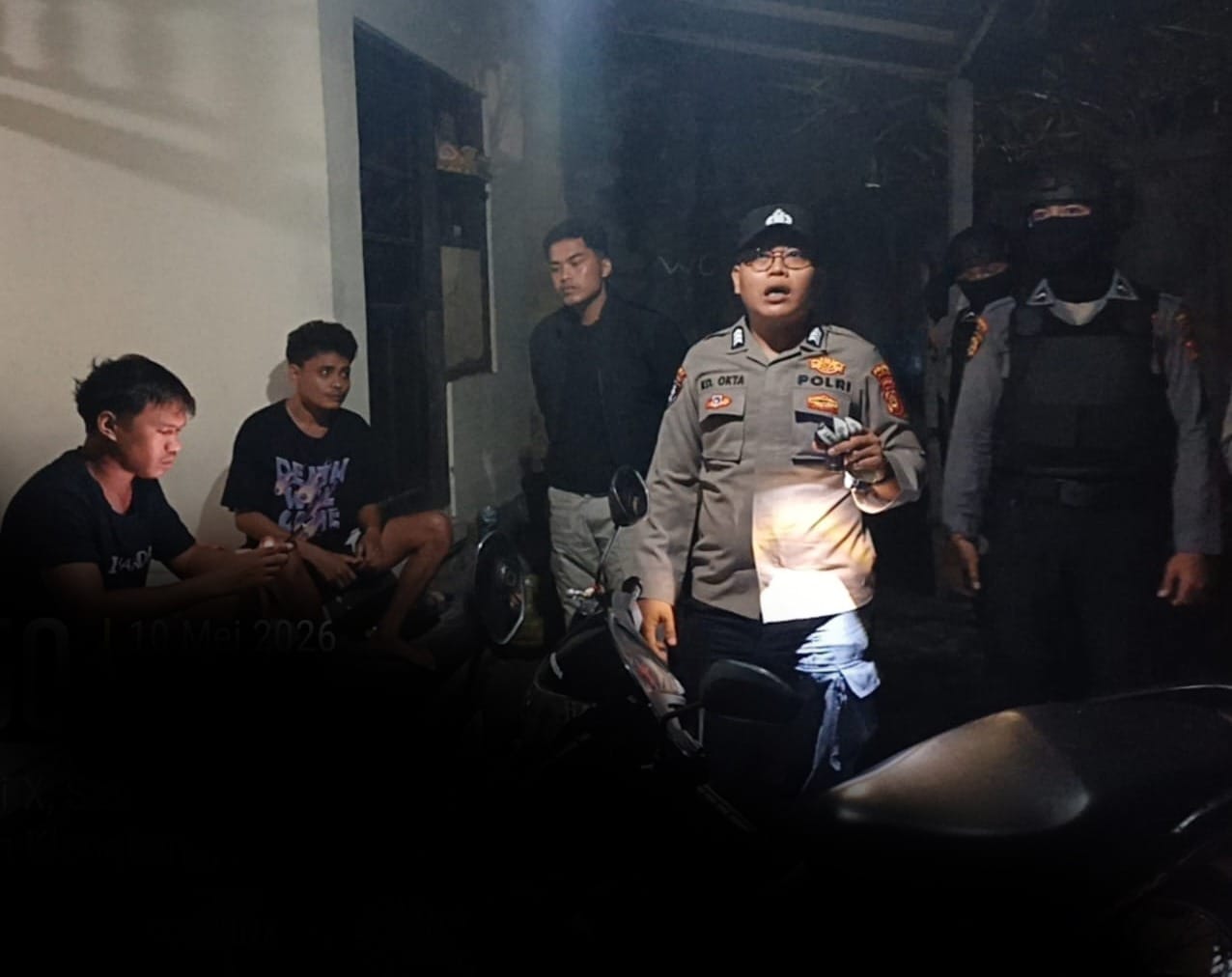 Lapor di 110, Polisi Datangi Lokasi Keributan di Semarapura Klod – Pelaku Diangkut ke Polres