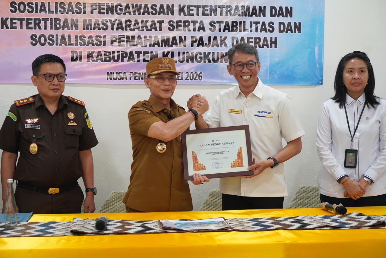 Kepatuhan Pajak di Nusa Penida Baru 67 Persen, Bupati Made Satria : Jangan Tahan Kemajuan Nusa Penida