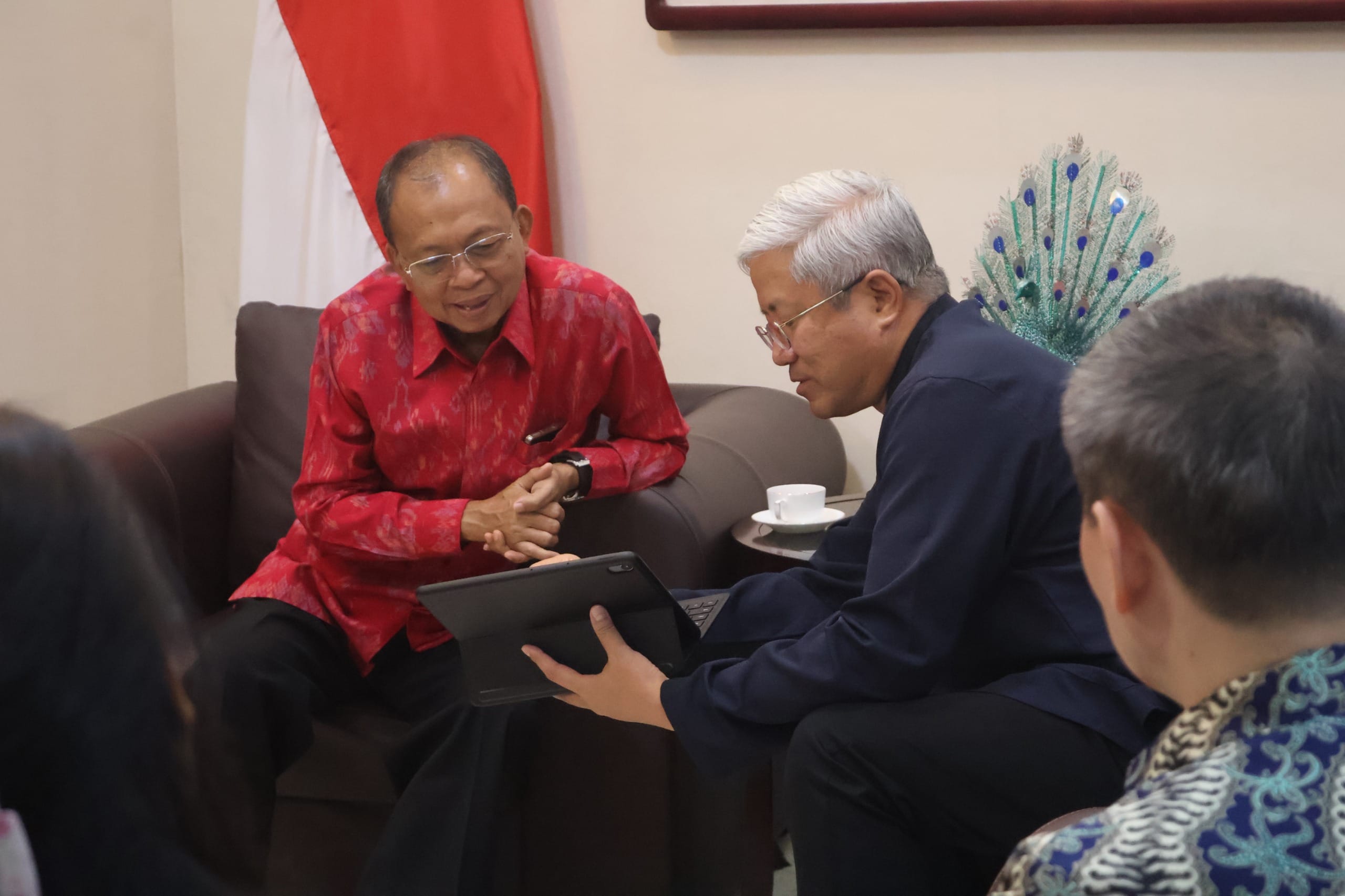 Bali-Tiongkok Kian Mesra ! Dari Proyek Sampah Jadi Listrik Hingga Ekspor Salak
