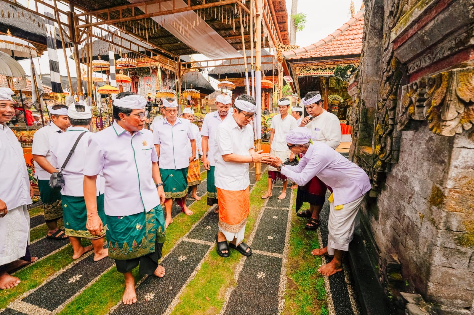 Sempat Rusak Tertimpa Pohon, Pura Dalem Gede Abianbase Rampung Diperbaiki Bantuan Rp 460 Juta !