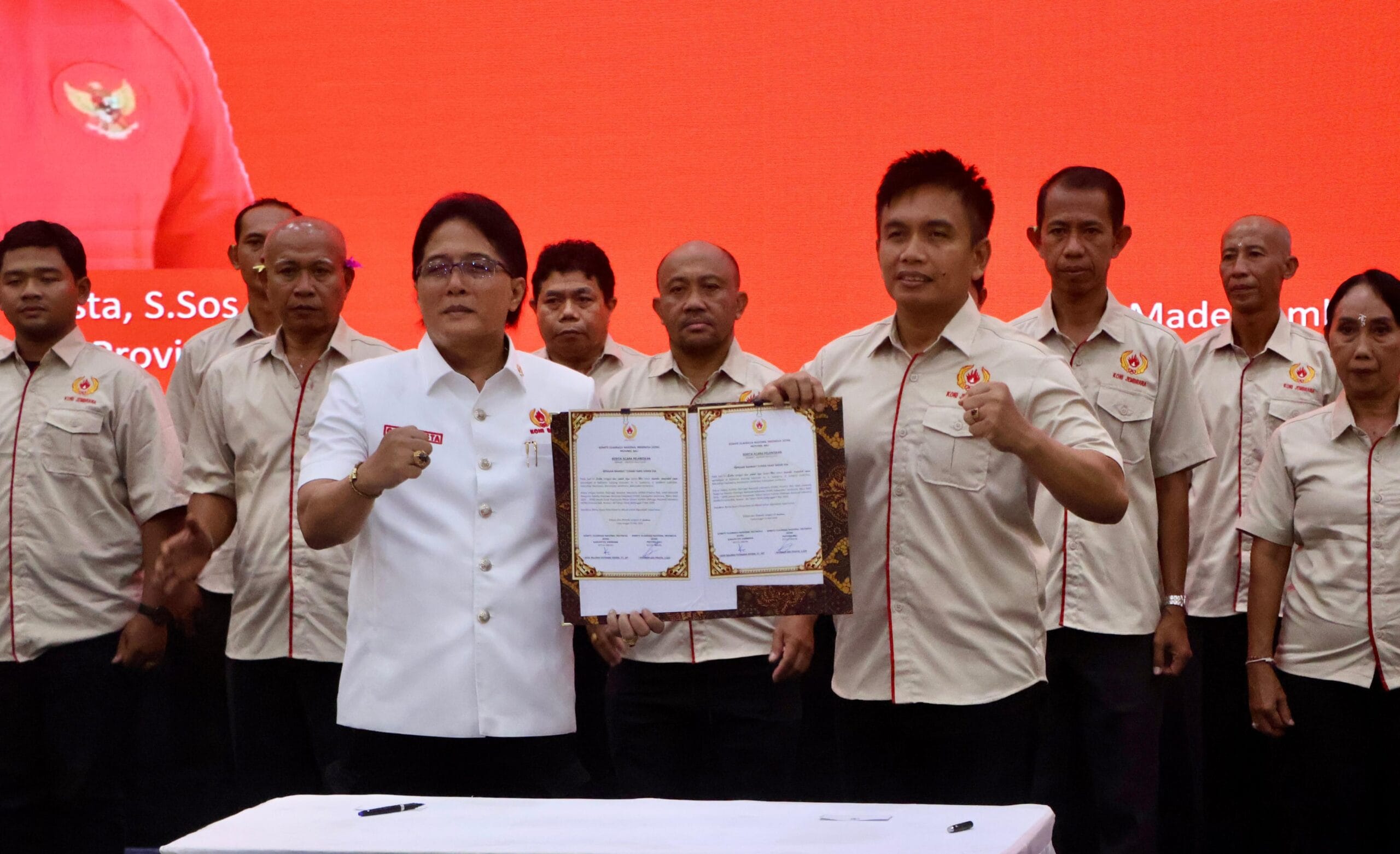 Ngegas Menuju Porprov dan PON! Giri Prasta Lantik Patriana Krisna Jadi Ketua KONI Jembrana, Targetkan Venue Baru