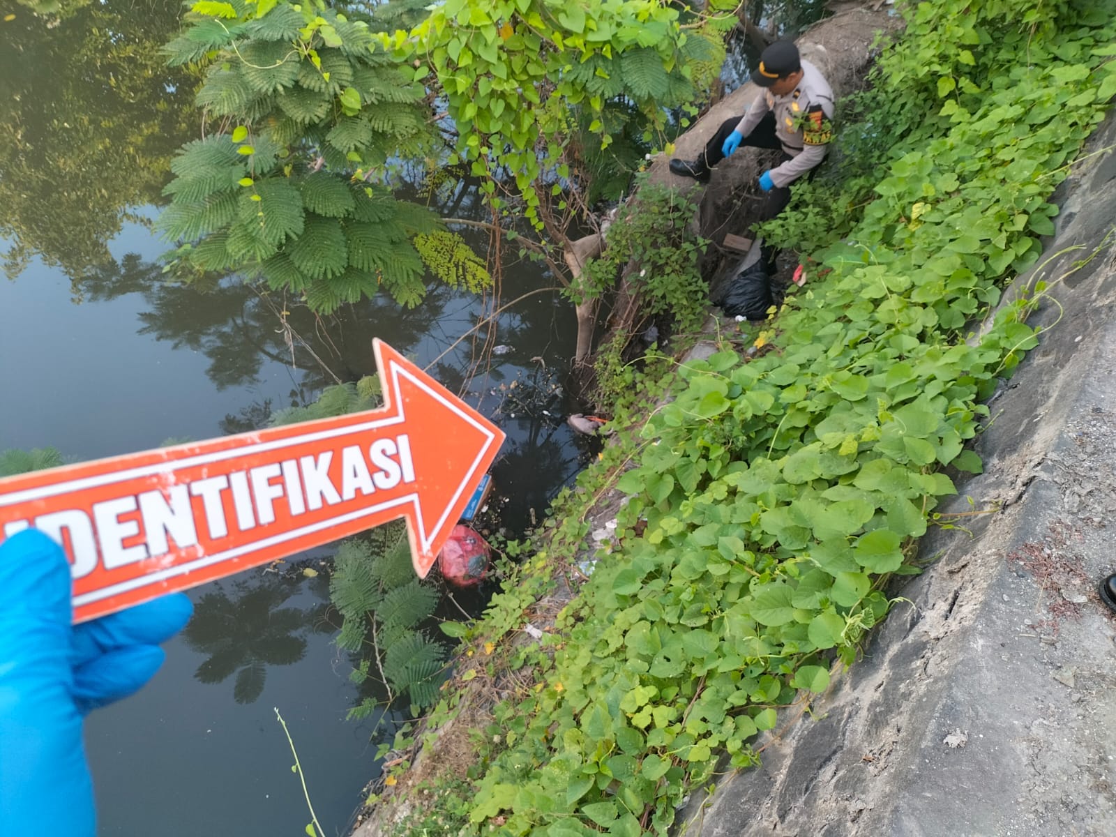 Geger Pemancing Temukan Mayat Bayi Perempuan   di Tukad Mati Kuta, Tali Pusar Masih Menempel