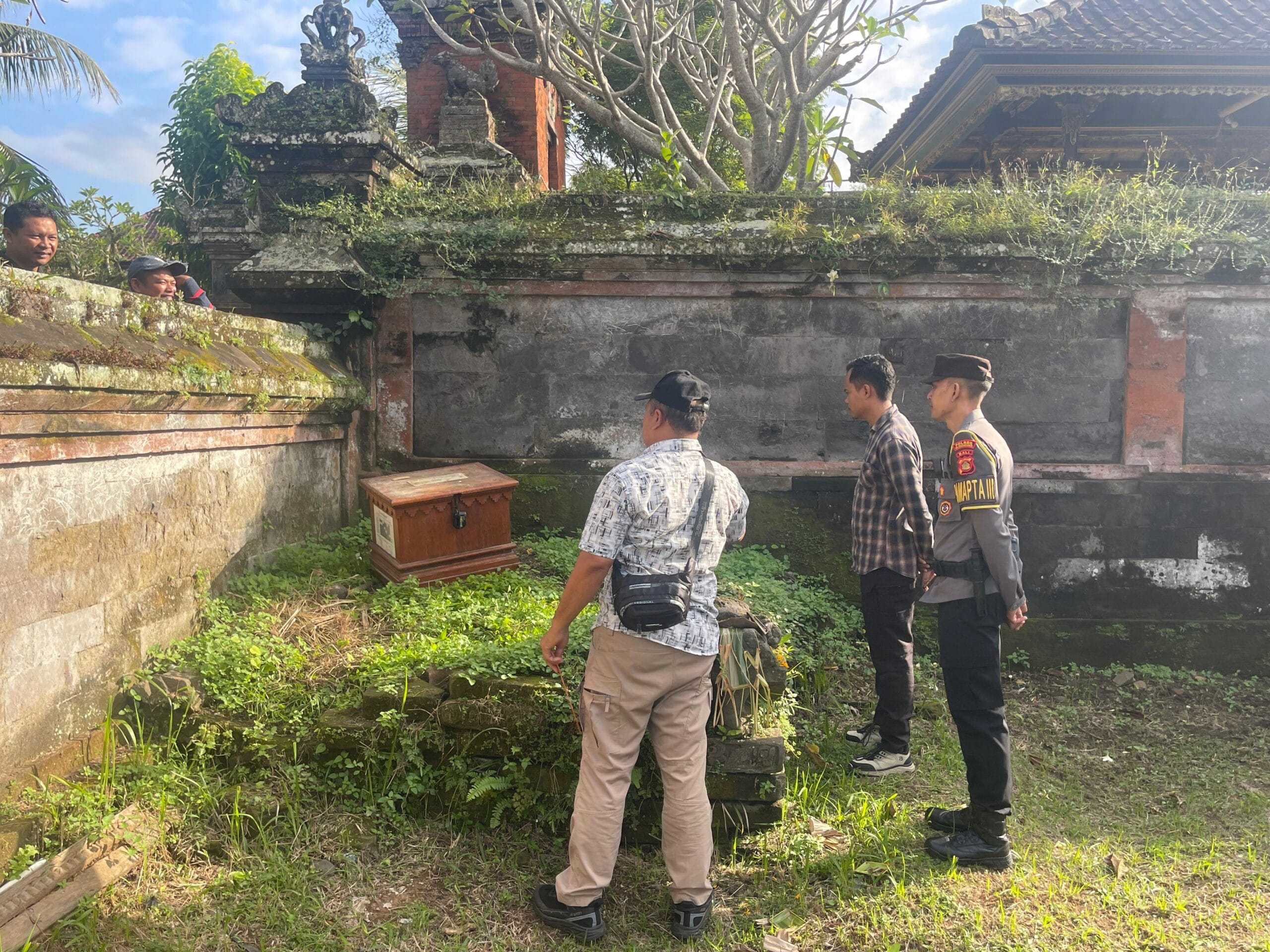 Kotak Sesari Pura Dalem Segening Klungkung Digondol Maling,  Sudah 3 Kali Terjadi