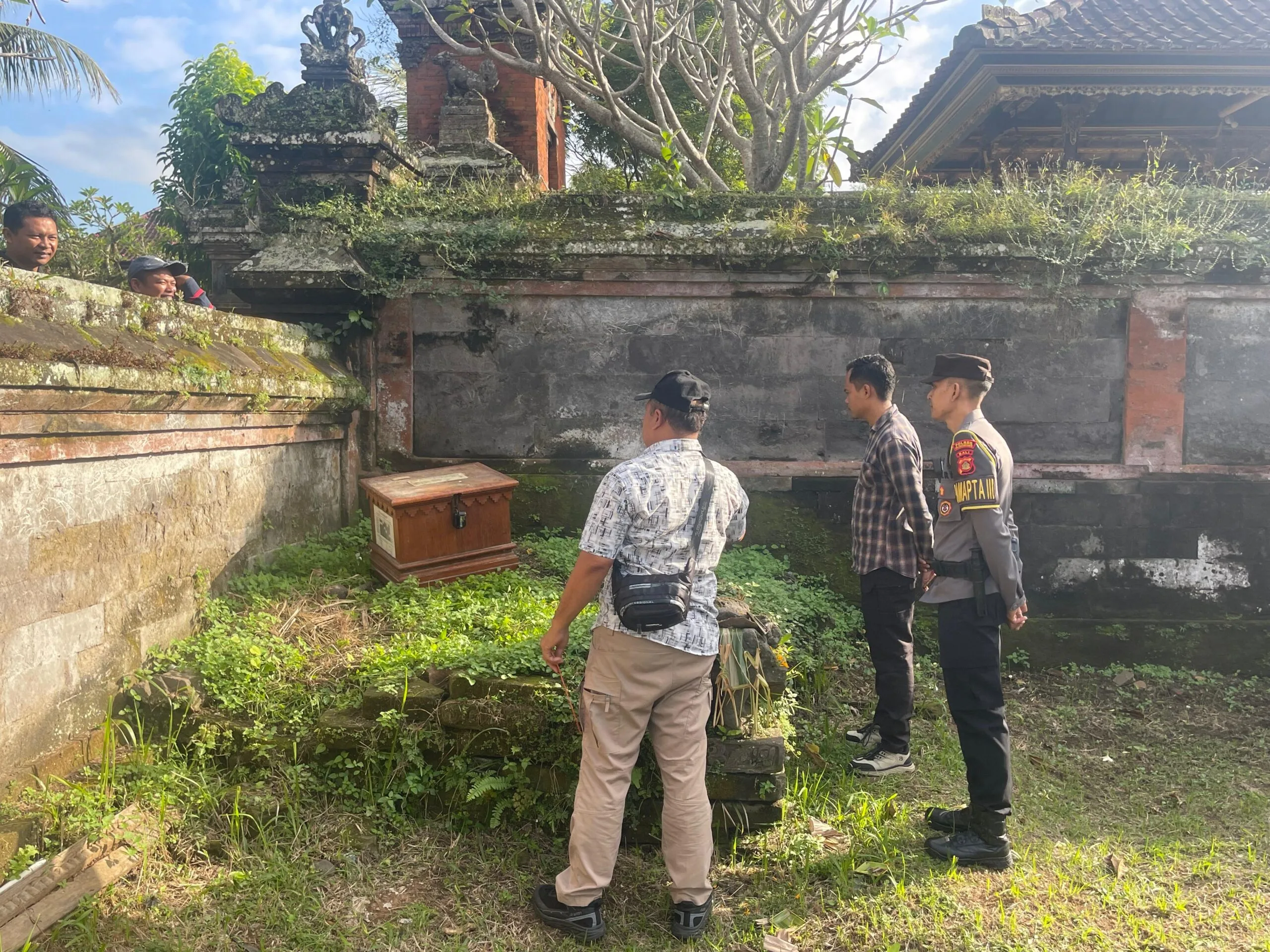 Kotak Sesari Pura Dalem Segening Klungkung Digondol Maling,  Sudah 3 Kali Terjadi