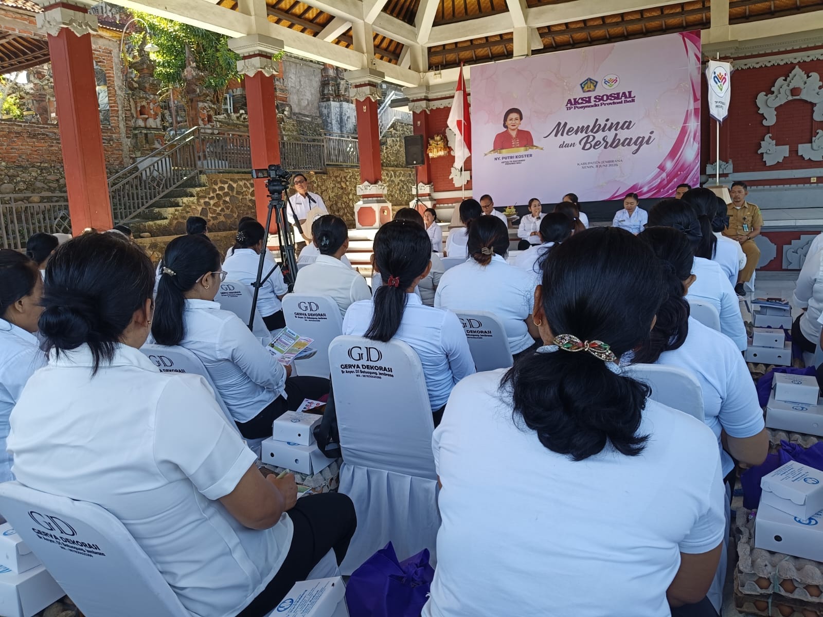 Jangkau 120 Kader di Jembrana, TP Posyandu Bali Salurkan 3,6 Ton Beras dan Edukasi Layanan Dasar