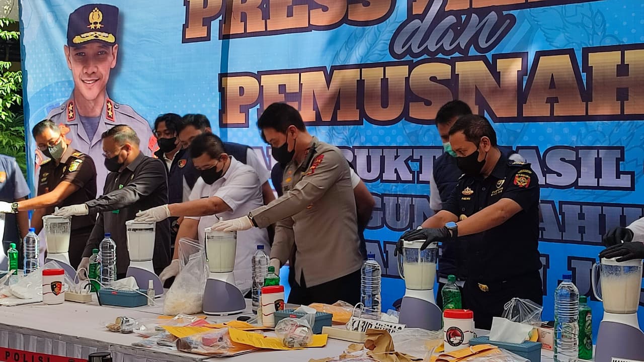 Polda Bali Gulung 138 Tersangka Jaringan Narkoba, WNA Ukraina Selundupkan Mephedrone via Bandara