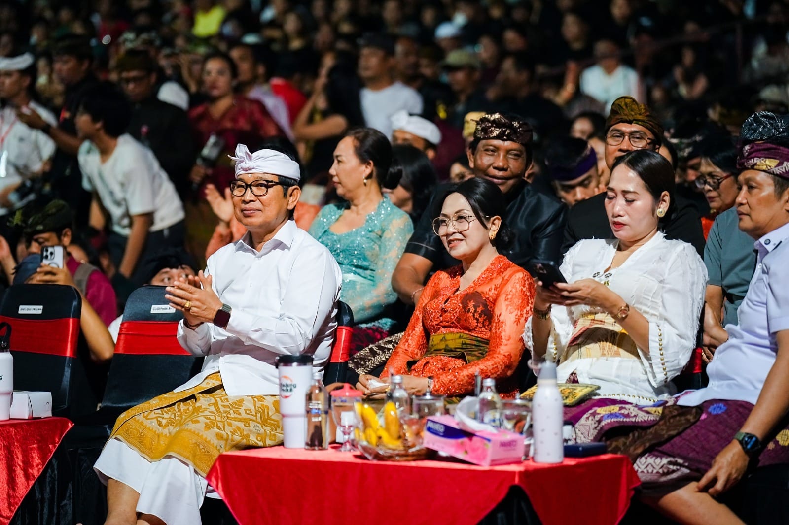 Pukau Panggung Ardha Candra PKB 2026, Baleganjur Remaja Duta Badung Bawakan Garapan Magis ‘Baradwara’
