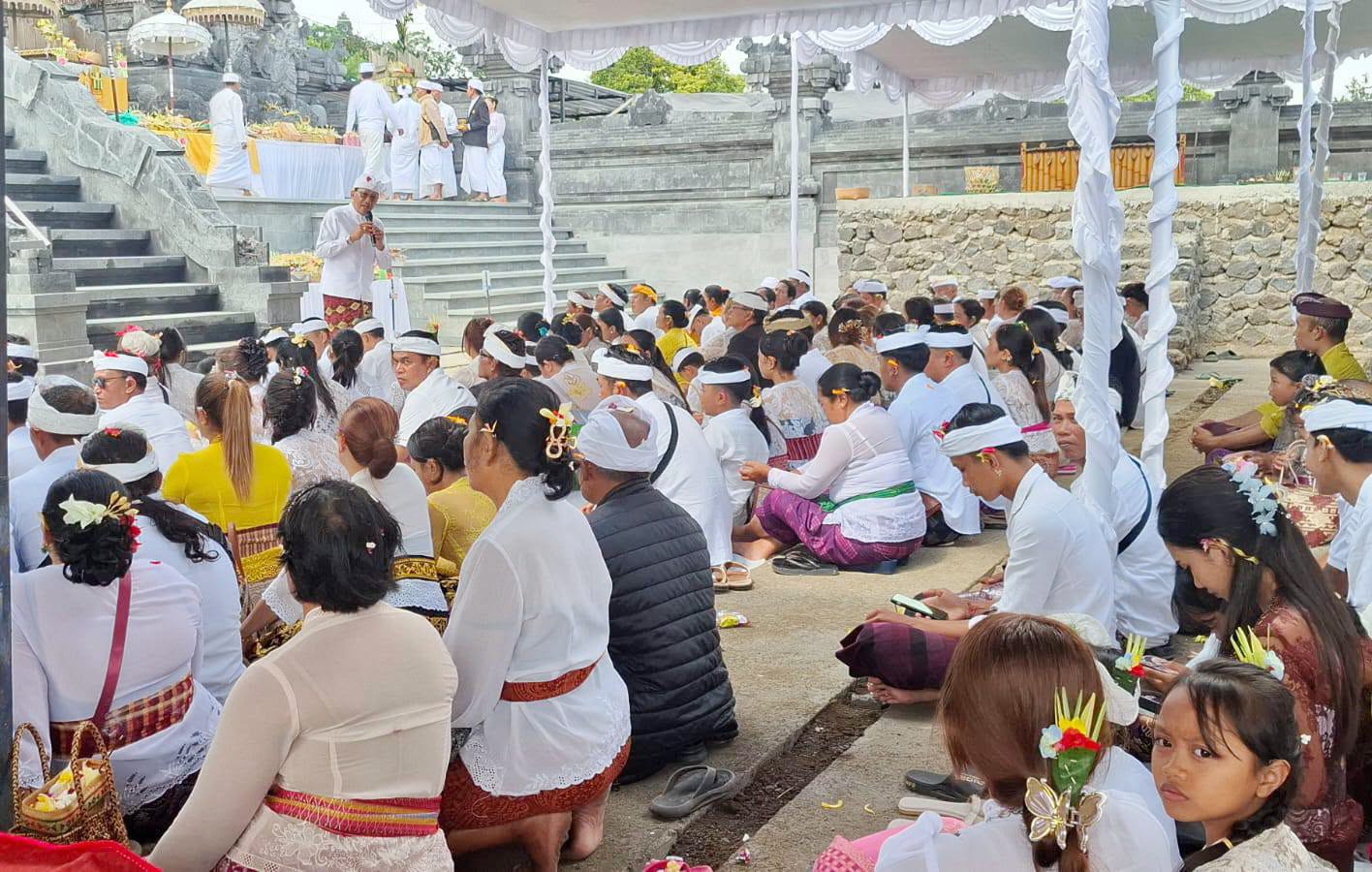 Pererat Silaturahmi Pratisentana, Pasemetonan Arya Gajah Para Sembahyang Bersama Pura Pedarman Besakih saat Kuningan