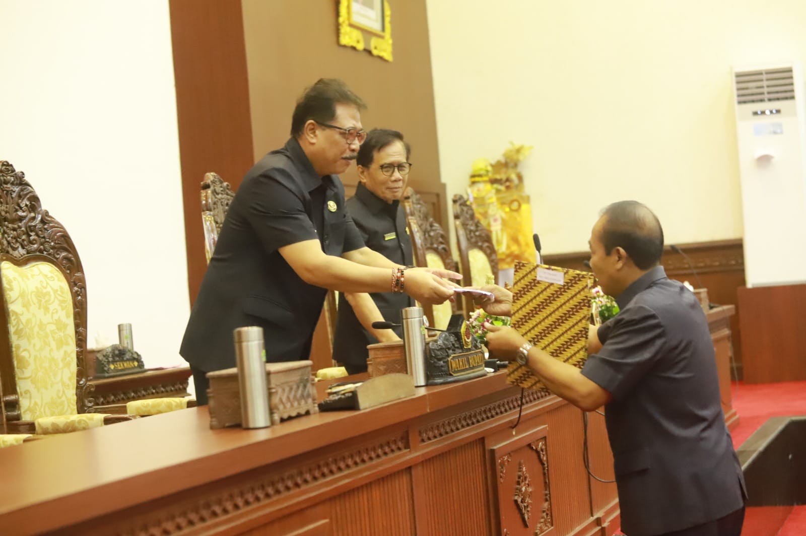 Kantongi WTP 12 Kali Beruntun, Seluruh Fraksi DPRD Gianyar Sepakat Bahas Raperda APBD 2025