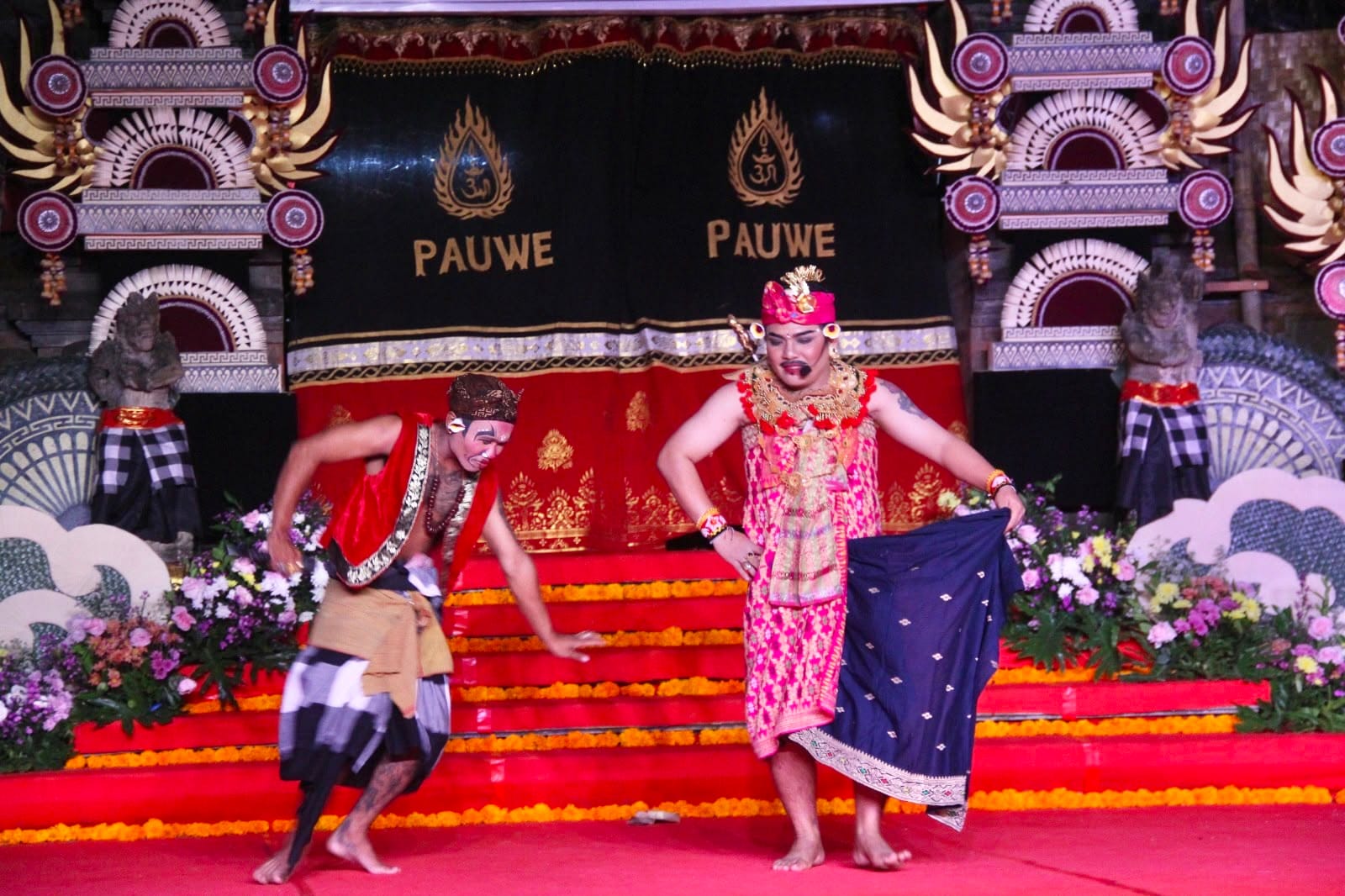 Duta Drama Gong Klungkung Tampil Memukau di Kalangan Ayodya, Bupati Made Satria Puji Proses Regenerasi Pregina
