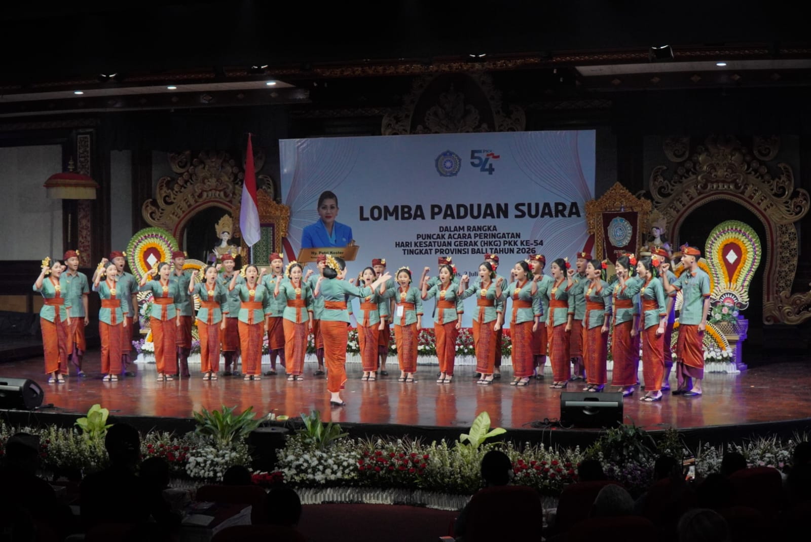 Paduan Suara TP PKK Bangli Tampil Kompak dan Memukau di Panggung Provinsi, Bawa Misi Nangun Sat Kerthi Loka Bali