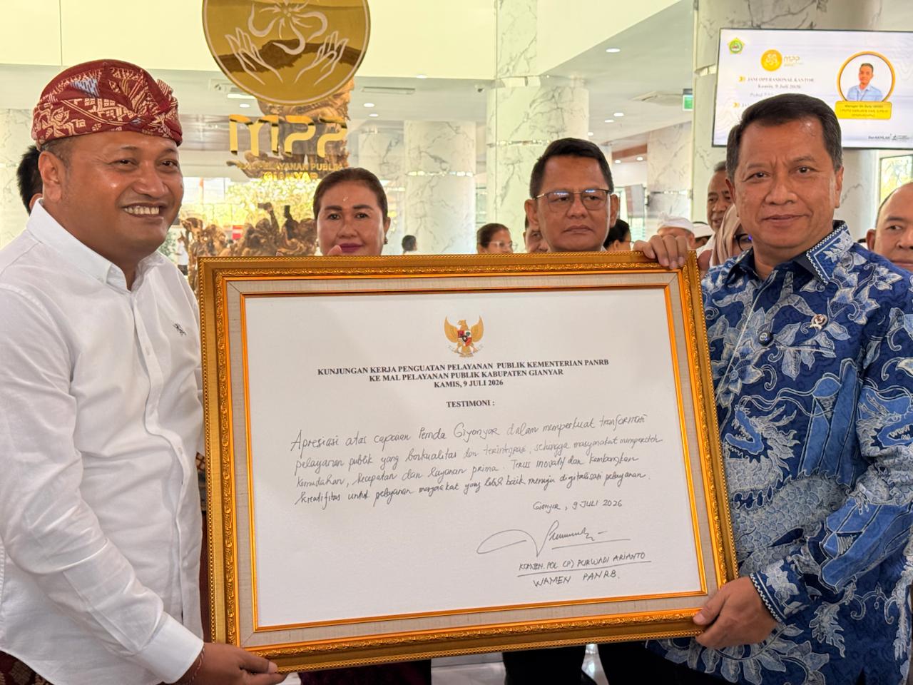 Pangkas Birokrasi Tanpa Biaya, KSP Dudung Abdurachman Puji Fasilitas Bintang Lima di MPP Gianyar