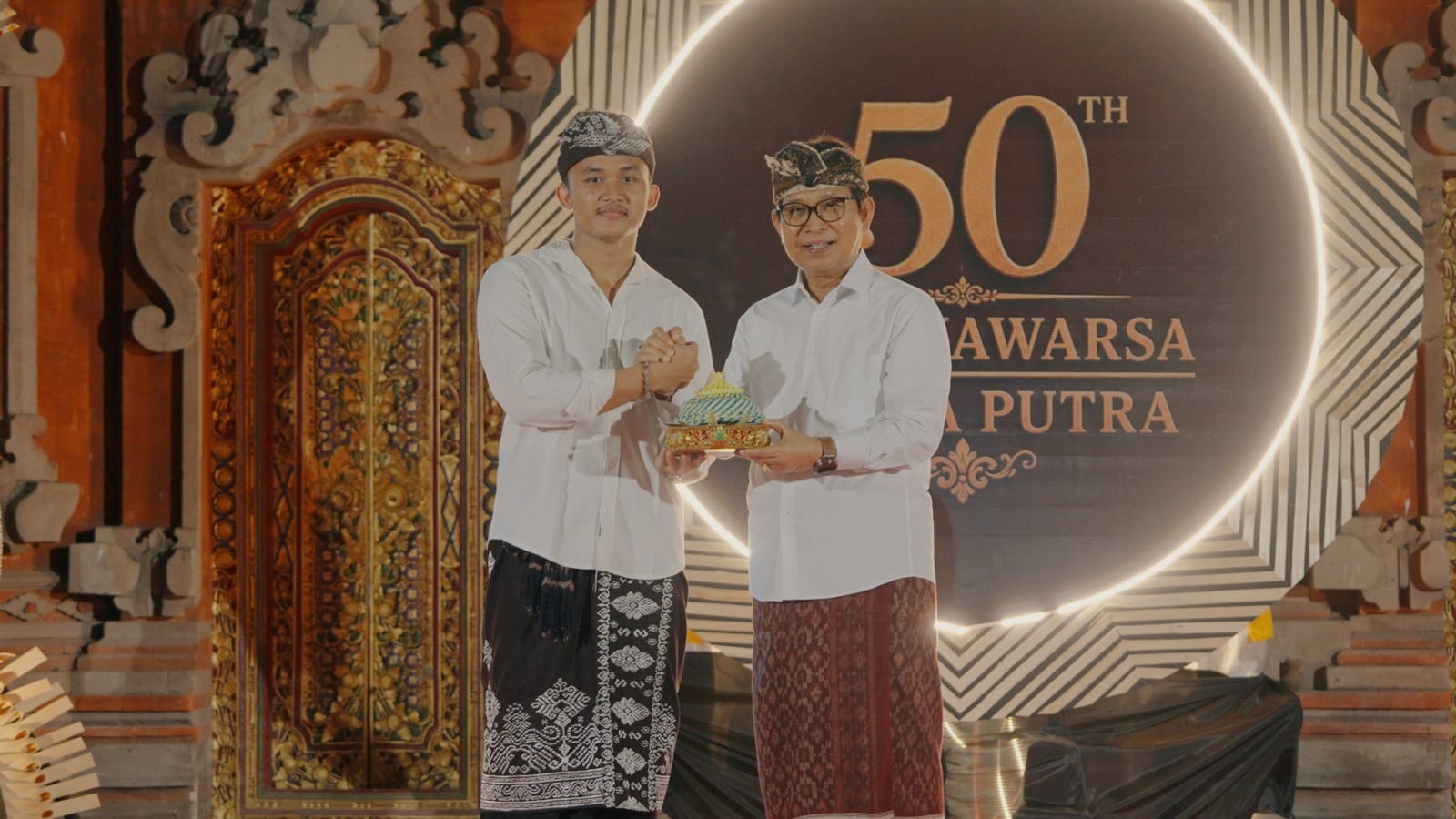 Setengah Abad ST Adnya Putra Darmasaba, Bupati Adi Arnawa Guyur Dana Kreativitas Rp 20 Juta dan Tegaskan Komitmen Sekolah Gratis
