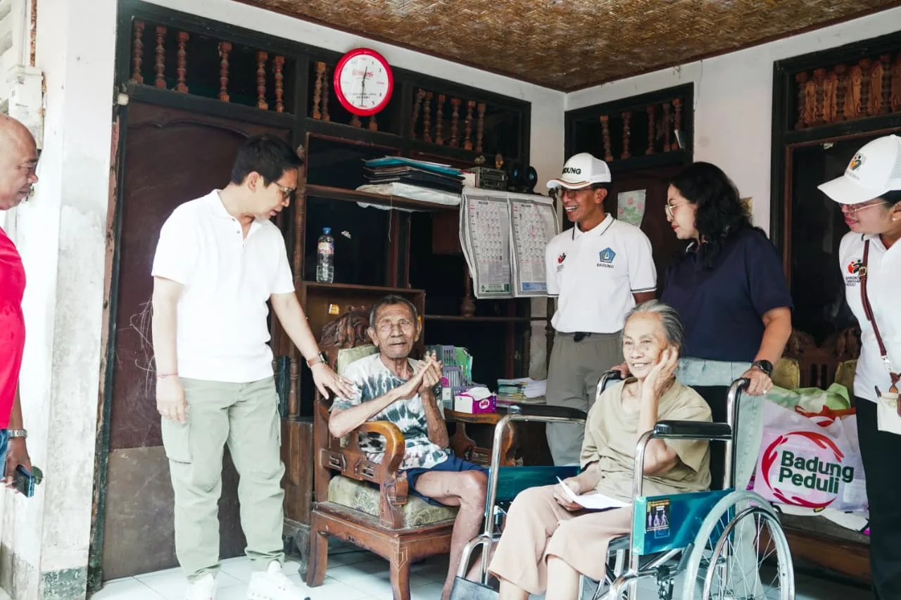 Bupati Adi Arnawa dan Ketua K3S Badung Sambangi Warga Disabilitas di Abianbase, Pastikan Subsidi Bedridden Rp1 Juta Per Bulan Tepat Sasaran