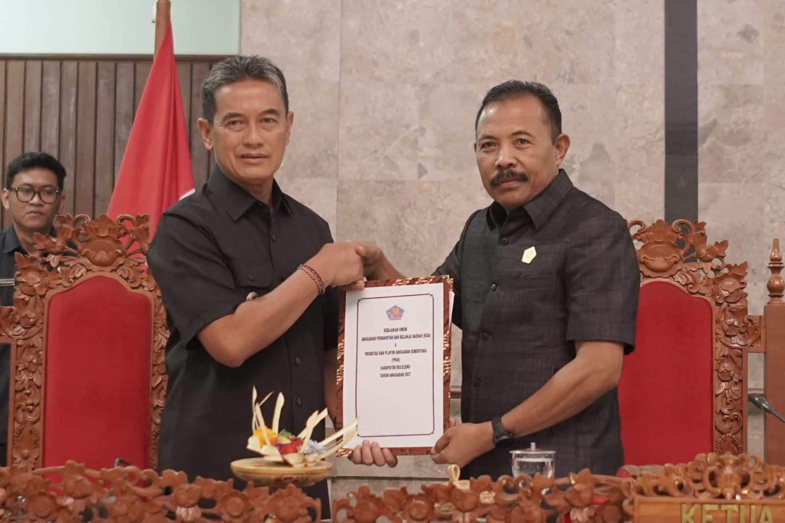 Gelar Rapat Paripurna, DPRD Buleleng Simak Nota KUA-PPAS 2027 dan Tanggapan Bupati Atas Ranperda BMD serta LPJ APBD 2025