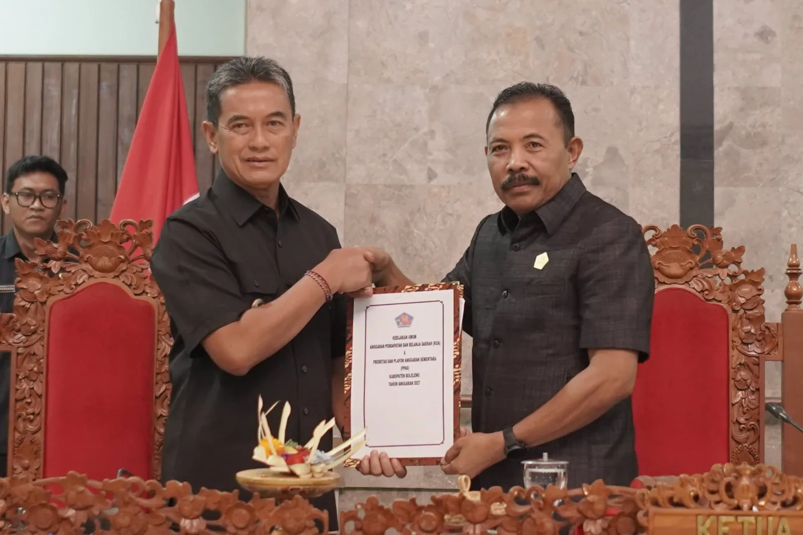 Gelar Rapat Paripurna, DPRD Buleleng Simak Nota KUA-PPAS 2027 dan Tanggapan Bupati Atas Ranperda BMD serta LPJ APBD 2025