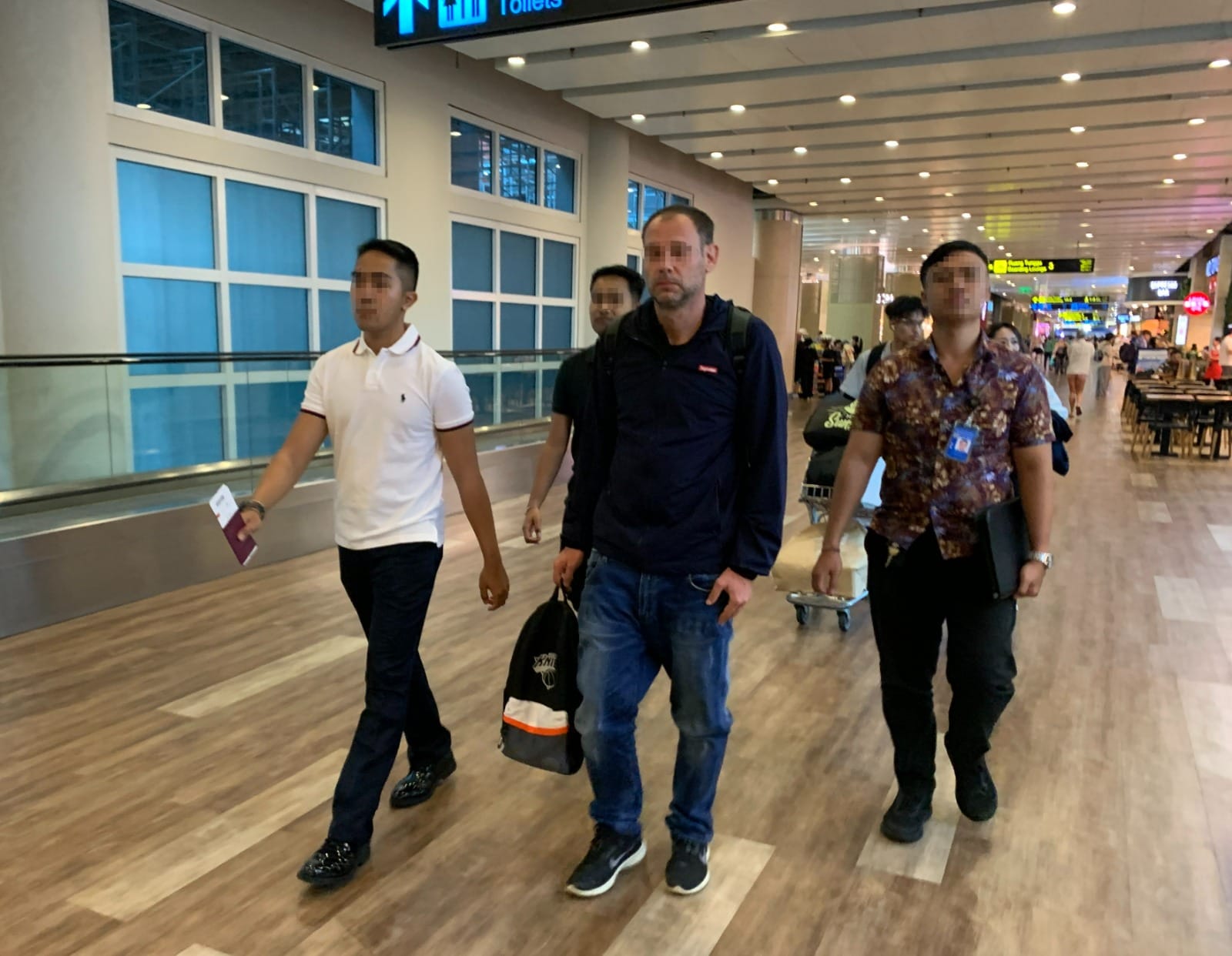 Penganiaya Warga di Pemecutan Kelod dan Overstay 3 Tahun, WN Italia Resmi Dideportasi Rudenim Denpasar