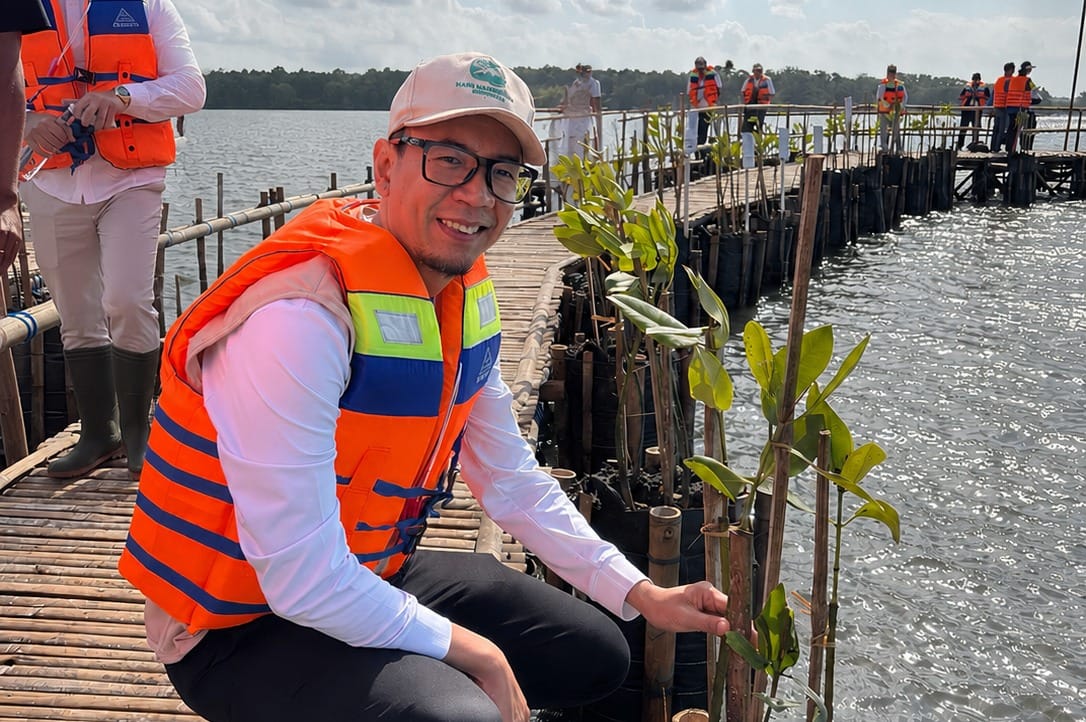 Peringati Hari Mangrove Sedunia 2026, PLN Indonesia Power Fasilitasi Penanaman 15.000 Bibit Mangrove di Batu Lumbang Tahura Ngurah Rai