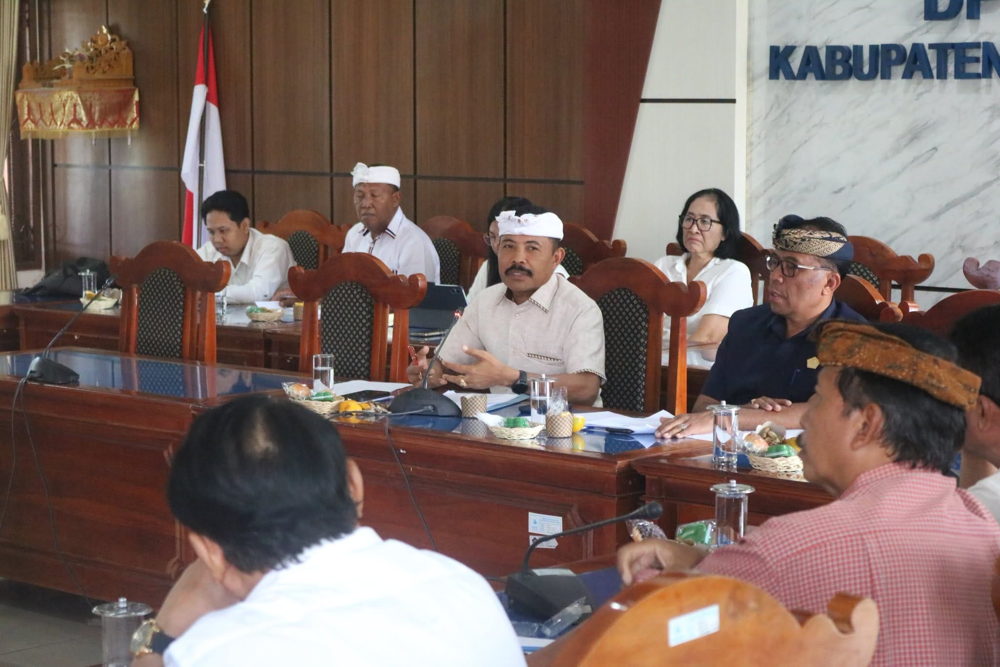 Tembus Rp 840 Miliar, Ketua DPRD Buleleng  Ngurah Arya Yakin Target PAD 2027 Masih Bisa Naik