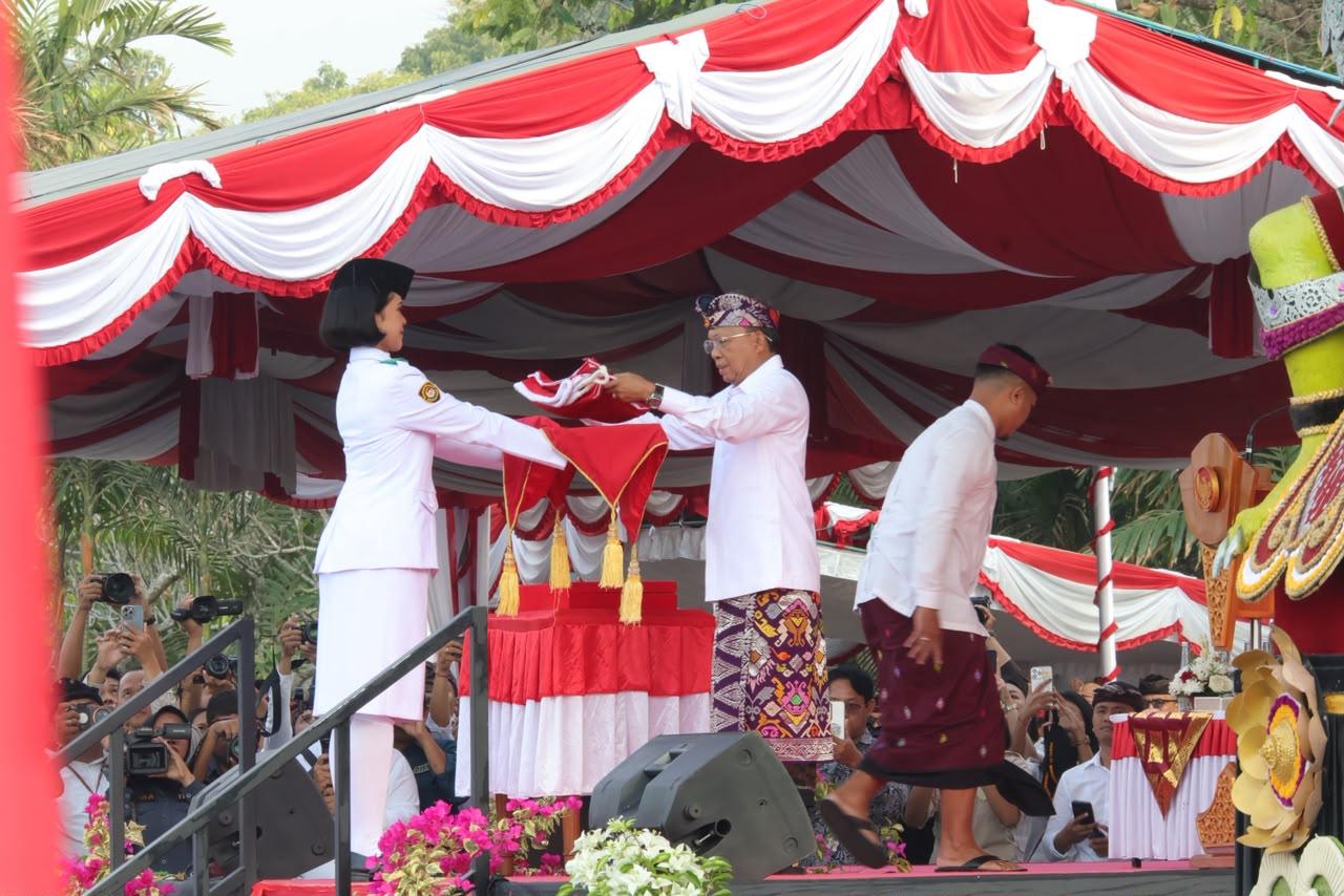 Peringatan HUT ke-81 RI di Bali Khidmat, Koster & Giri Prasta Soroti Tantangan Pembangunan