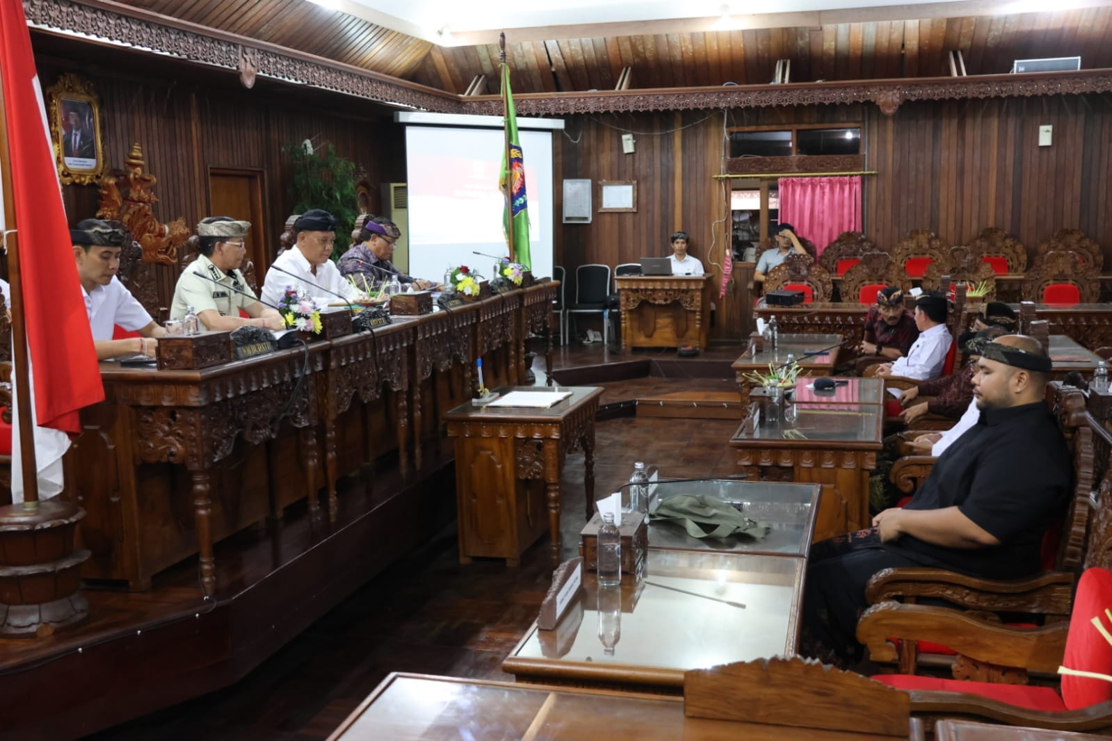 3 Perda Inisiatif DPRD Klungkung Terbit, Dari Bunga Cempaka Resmi Jadi Maskot hingga Perda UMKM & Lahan Pertanian