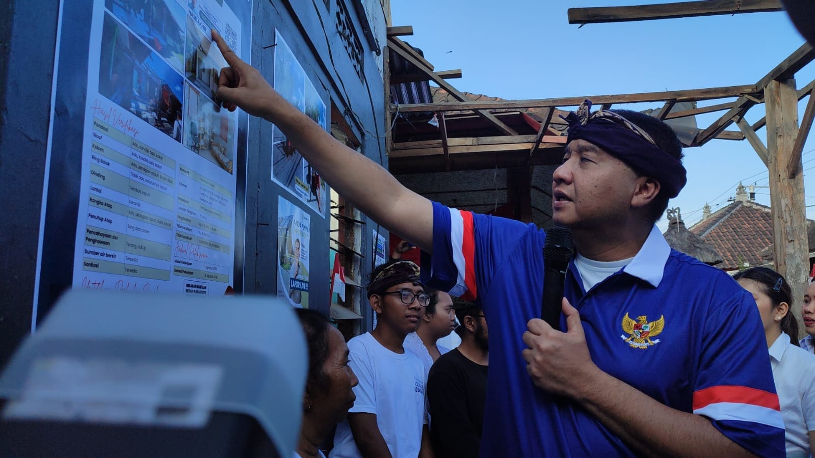 Kisah Haru Ni Wayan Pageh, Pemulung di Denpasar yang Kini Tak Lagi Kehujanan