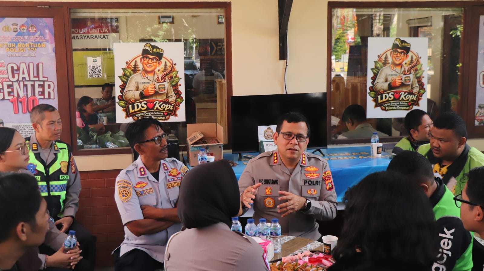 Rangkul Komunitas Ojol, Polresta Denpasar Dorong Pengemudi Jadi Duta Tertib Lalu Lintas