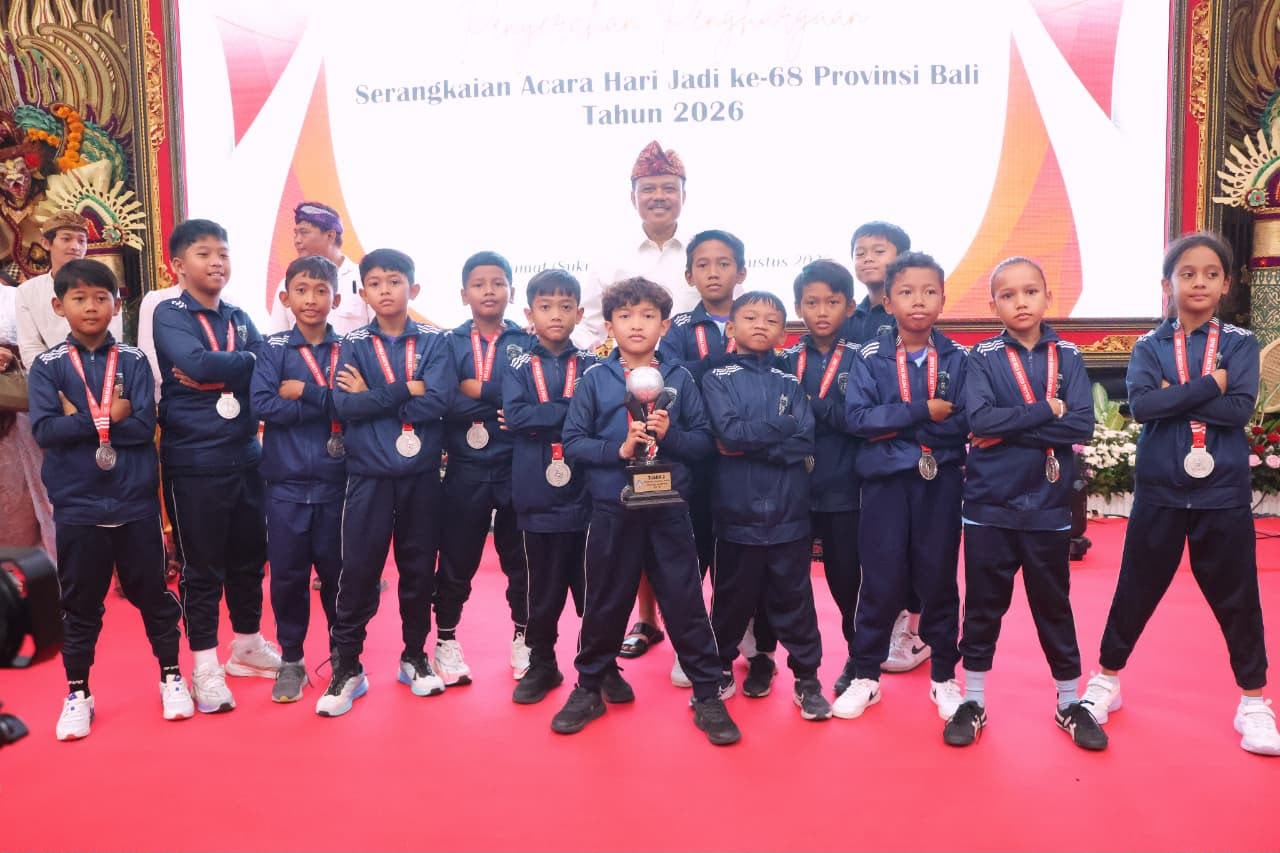 Hari Jadi ke-68 Provinsi Bali, Sekda Apresiasi Pemenang Lomba dan Penerima Penghargaan