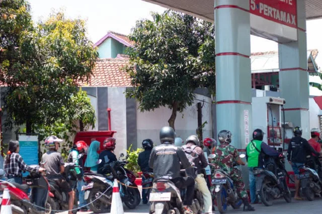 Atasi Antrean SPBU Denpasar-Badung, Pertamina Tambah Pasokan Pertalite 700 KL