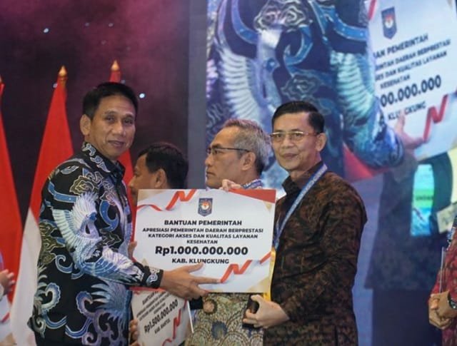 Tingkatkan Mutu Layanan Kesehatan, Bupati Satria Terima Penghargaan Pemda Berprestasi 2026