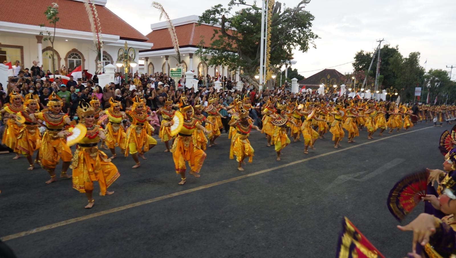 Dibuka 150 Penari Khas Buleleng, Pesta Seni Buleleng Festival 2026 Resmi Dimulai