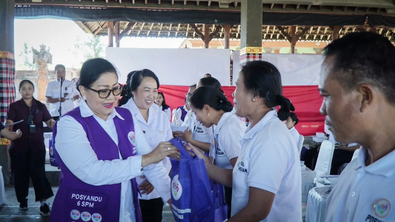 Aksi Sosial Posyandu Provinsi Bali di Bangli,  “Membina dan Berbagi”