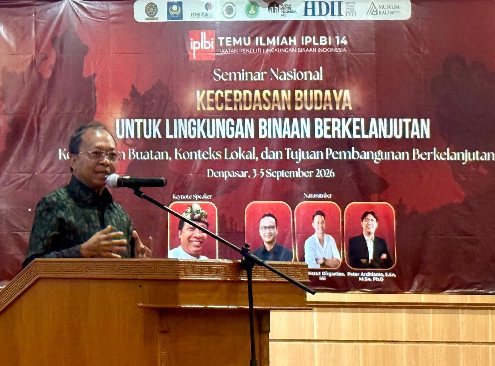 ​Dorong Bali Jadi Laboratorium Lingkungan Binaan, Gubernur Koster: AI Hanya Instrumen Penguat