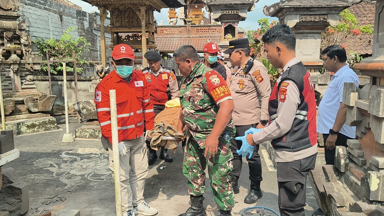 Perbaiki Piasan, Pekerja Bangunan Ditemukan Meninggal di Area Merajan Warga Tegallalang