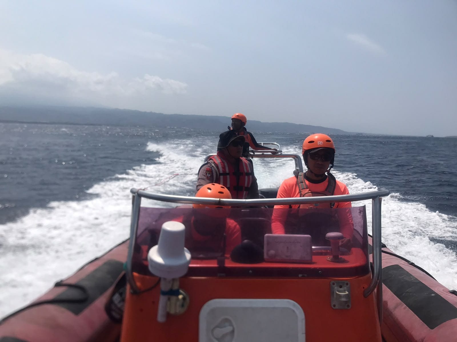 Sampan Pecah Dihantam Kayu di Perairan Pulukan, Satu Nelayan Hilang