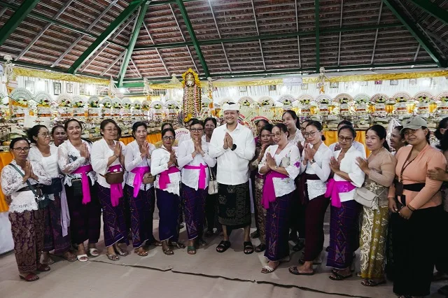 Apresiasi Krama Jagapati Bikin Sarana Upakara Sendiri, Wabup Alit Sucipta: Gotong Royongnya Luar Biasa