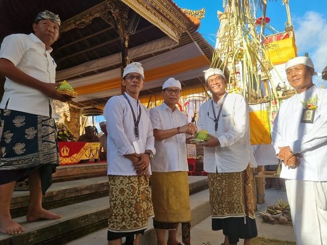 Bupati Adi Arnawa dan Anom Gumanti Ngupasaksi Karya Rp 25 Miliar di Pura Dalem Tuban