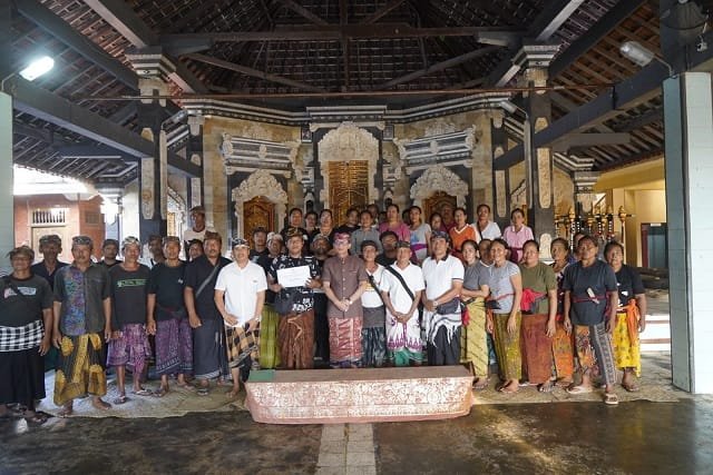 Dukungan Ngaben Massal, Bupati Cairkan Rp 165 Juta untuk Krama Jumpai dan Selisihan