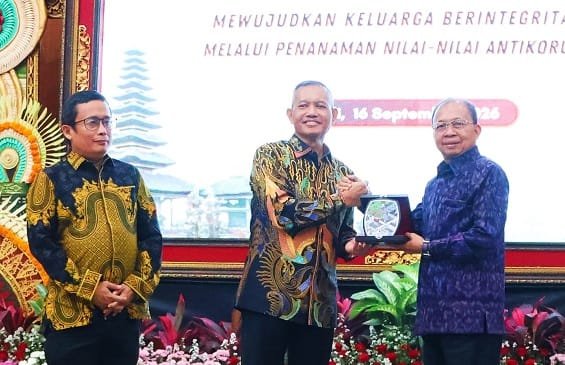 Gubernur Koster Dukung Program Keluarga Berintegritas KPK